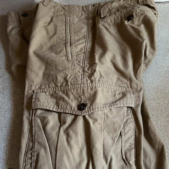 Levi’s khaki shorts waist size 31 - Picture 3 of 7